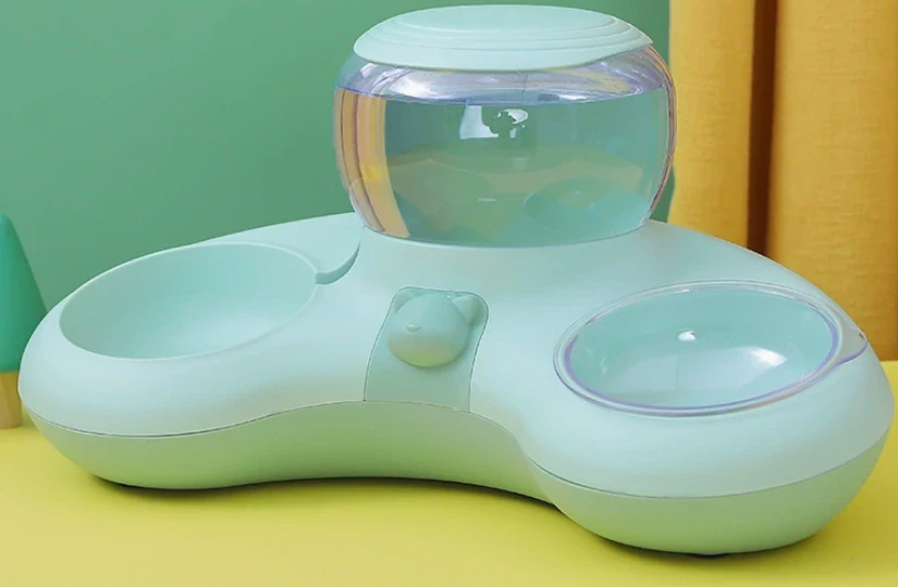 1.4L Tilted Automatic Pet Water Dispenser image 1