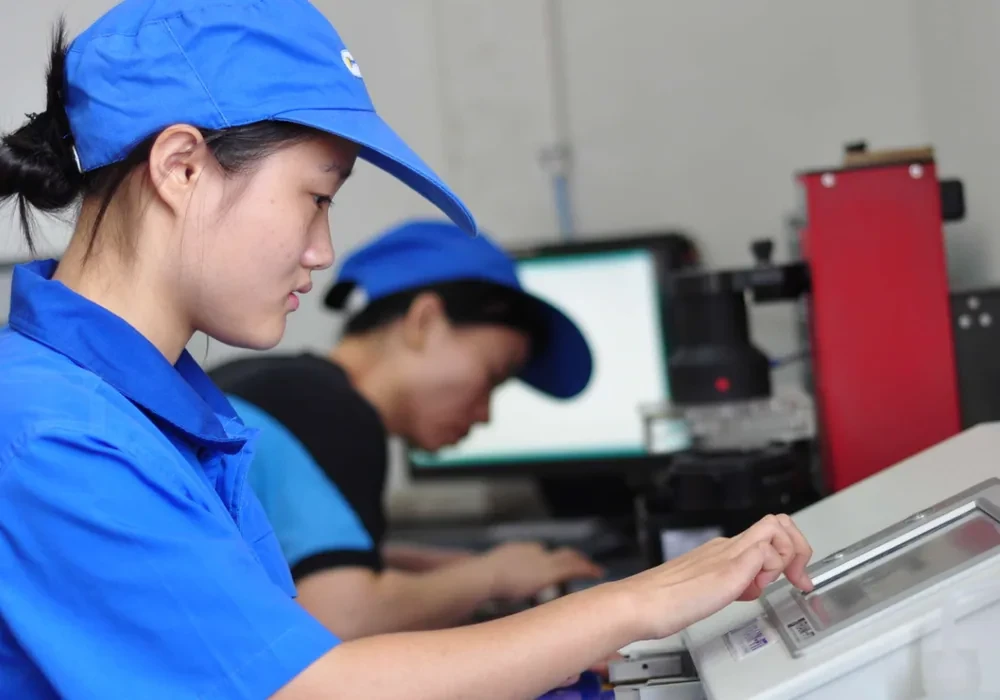 Pet product quality inspection during production